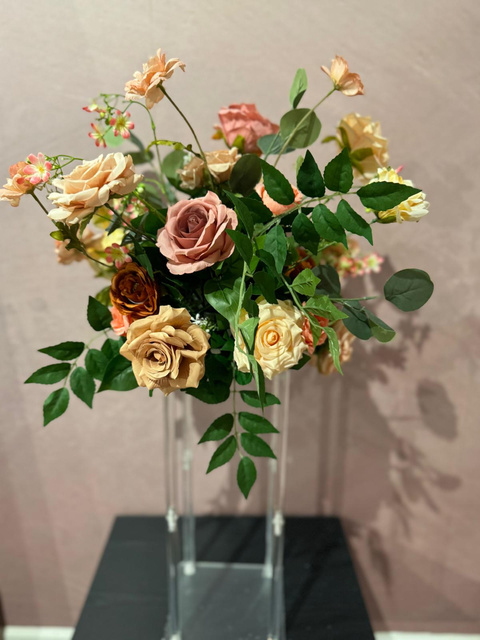 Small acrylic vase portrait view