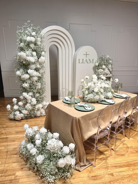 Flower wall full setup view